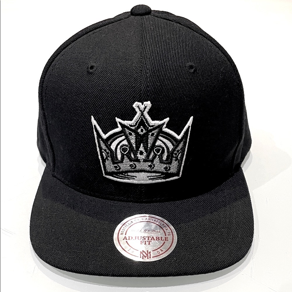 *NEW* Mitchell & Ness Los Angeles Kings Crown Snapback Hat